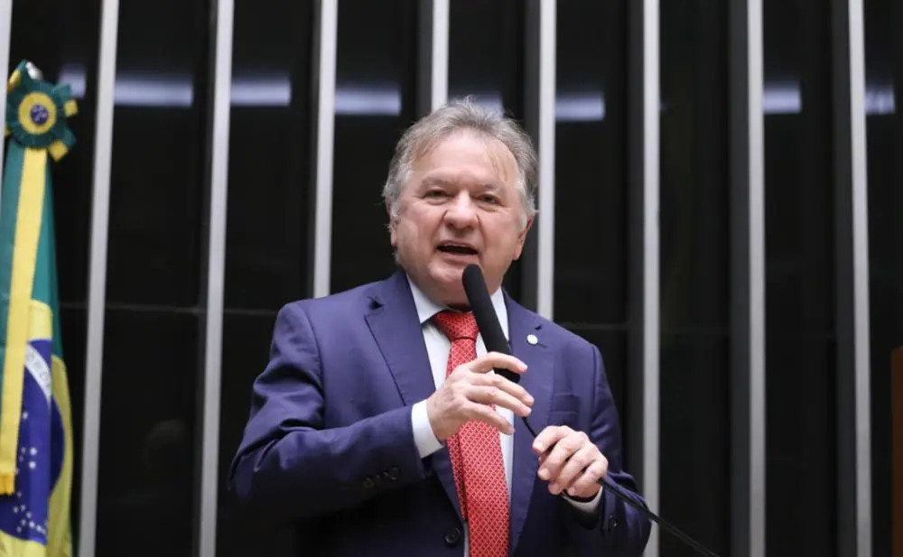 Deputado Merlong Solano (PT-PI). Foto: Kayo Magalhães / Câmara dos Deputados.